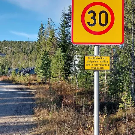 Villa Aihki Pine Cottage, *