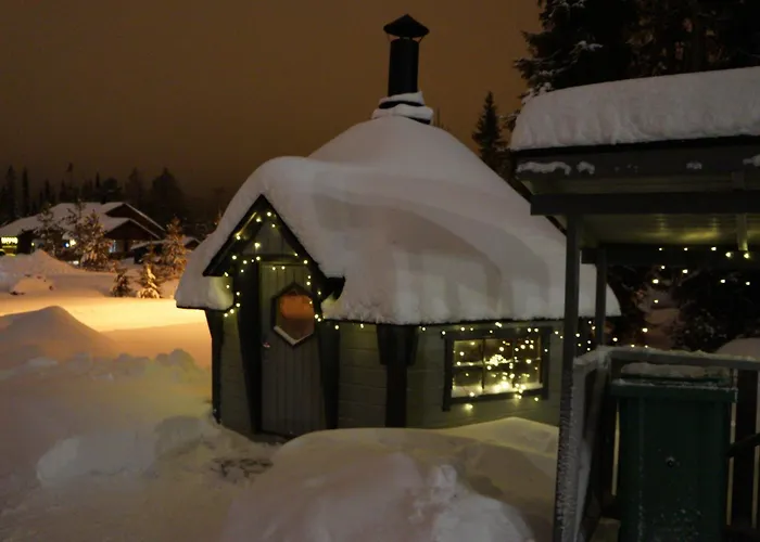 Aihki Pine Cottage, * 소티