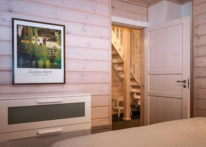 Aihki Pine Cottage, 빌라 *